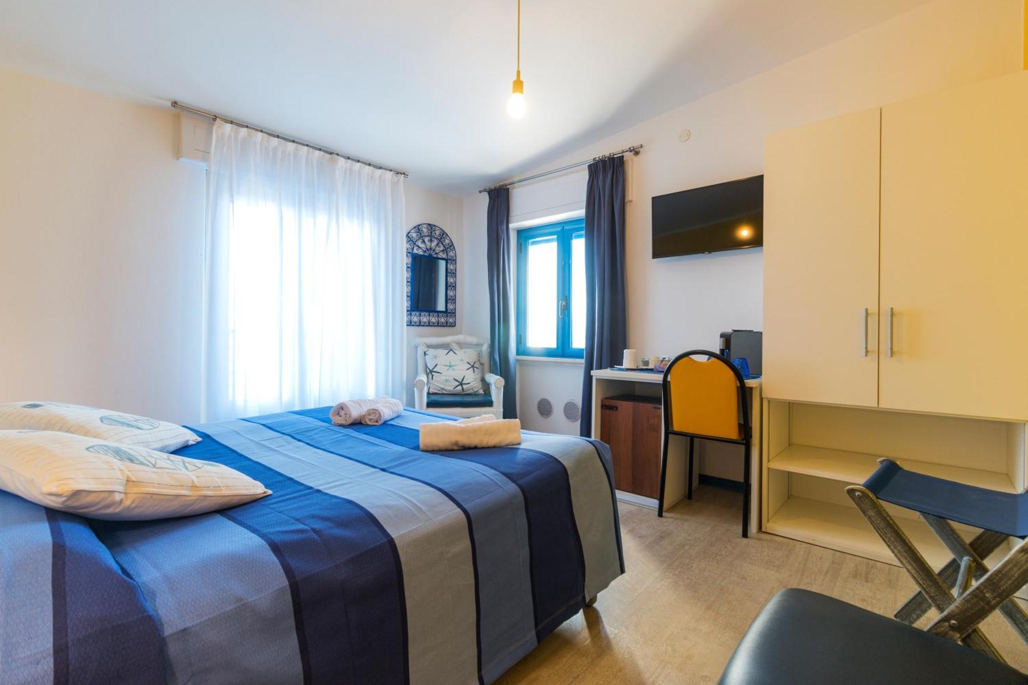 La Favorita Hotel Кала Гононе Екстериор снимка