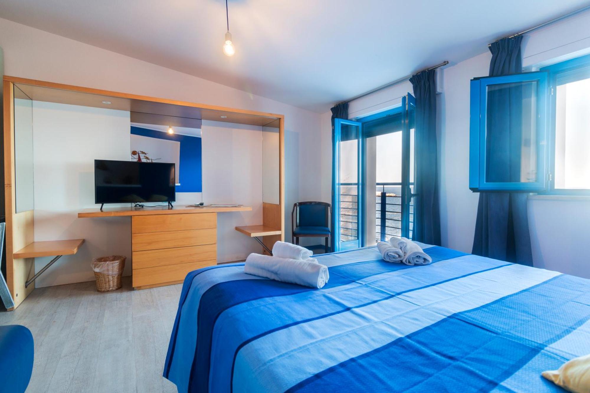 La Favorita Hotel Кала Гононе Екстериор снимка