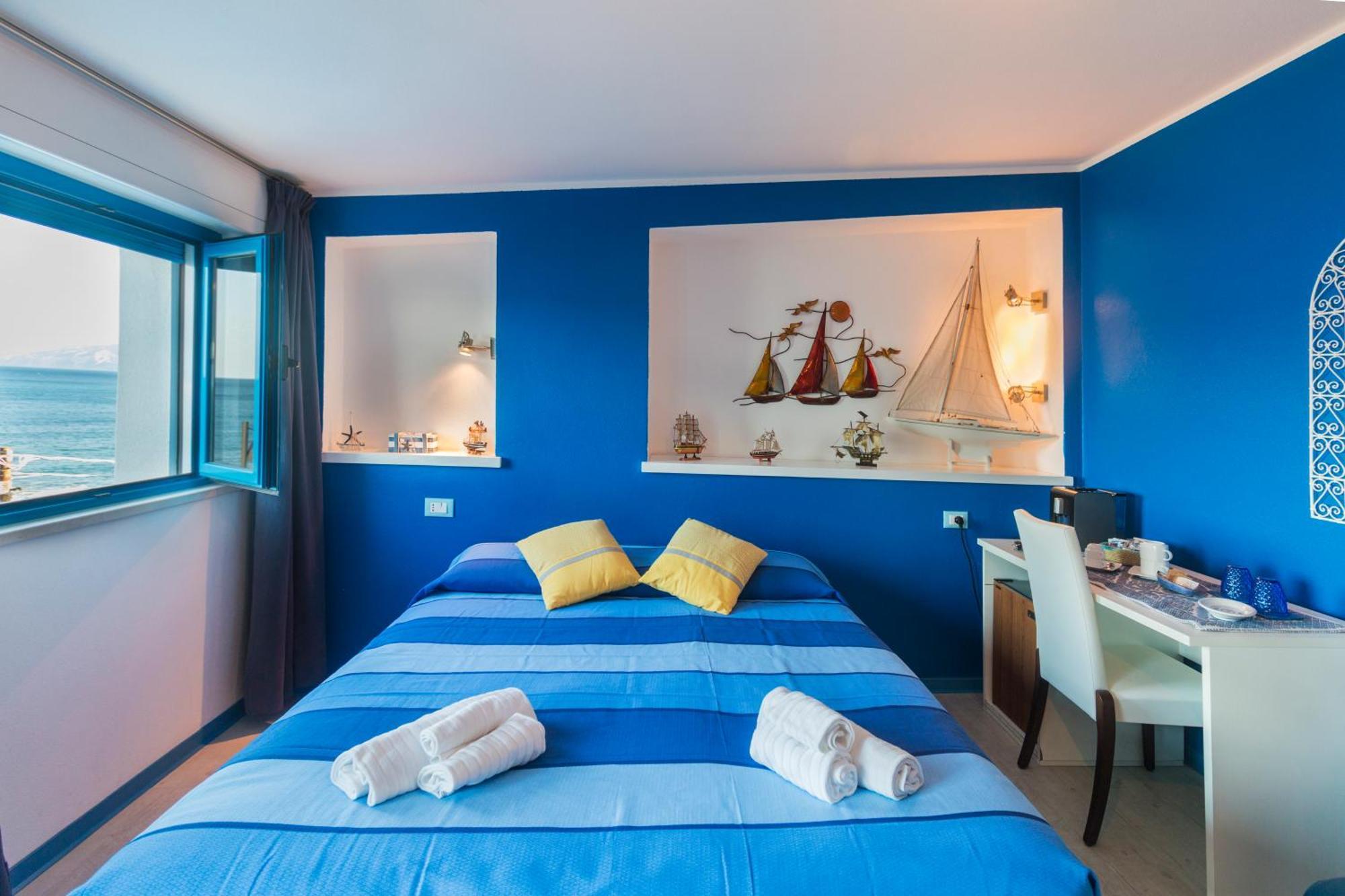La Favorita Hotel Кала Гононе Екстериор снимка