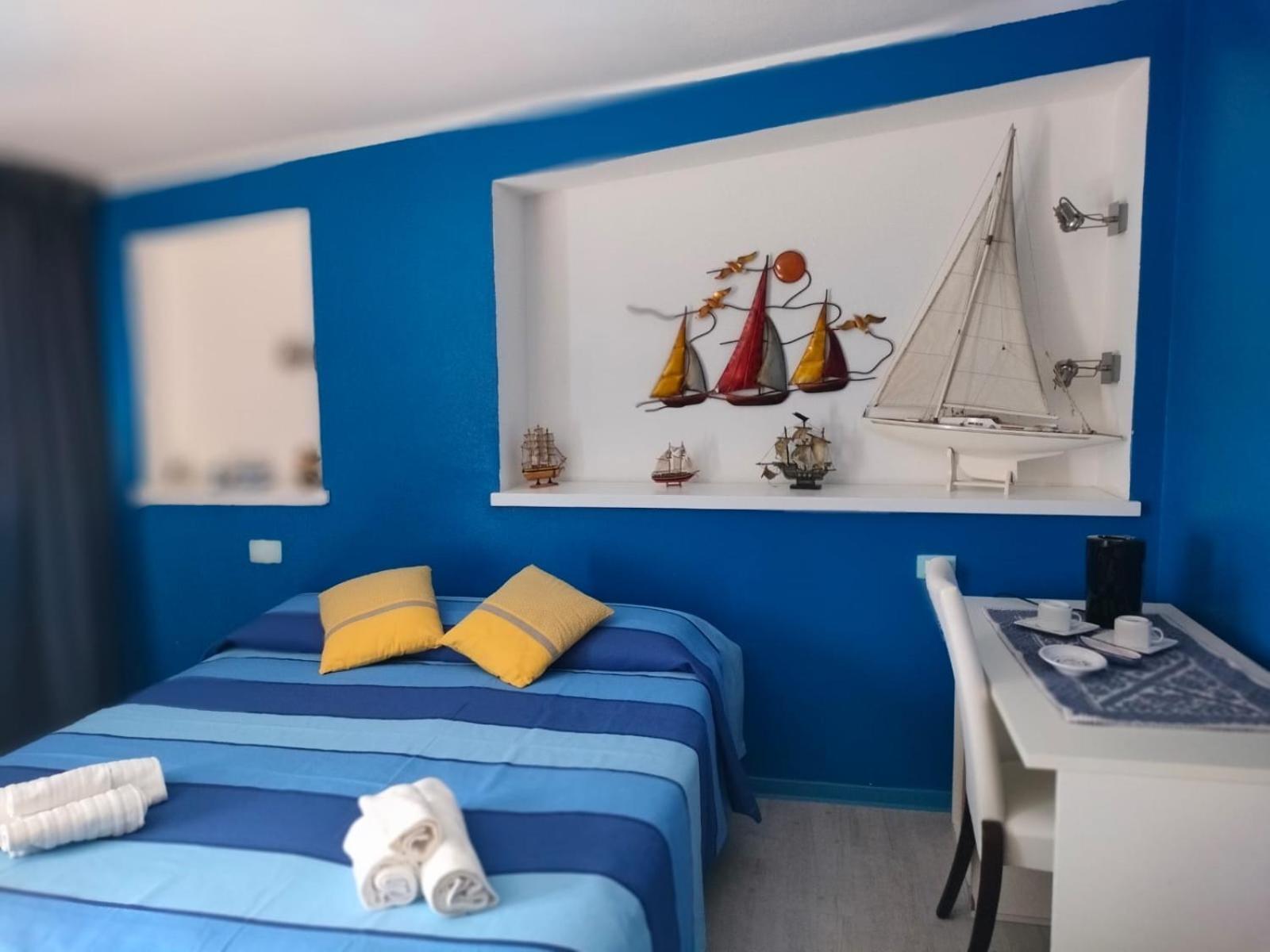 La Favorita Hotel Кала Гононе Екстериор снимка