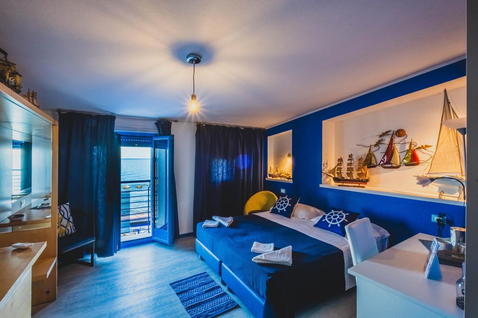 La Favorita Hotel Кала Гононе Екстериор снимка